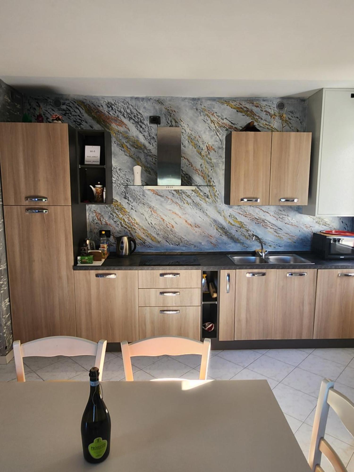 Kidonia - Iseo Lake Apartmens Sale Marasino Eksteriør bilde